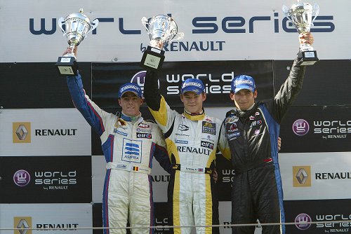 Podium Bertrand Baguette